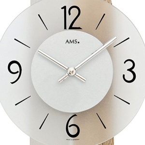 Geräuscharme Pendeluhr von AMS mit Metallpendel und einer Rückwand aus Holz (Sonoma Eiche) und Aluminium, hochwertige Wohnzimmer Wanduhr mit Pendel - arabische Zahlen - 2